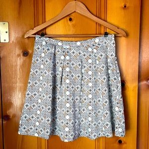 H&M Pleated Satin Midi Skirt, size 6